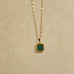New green Necklace